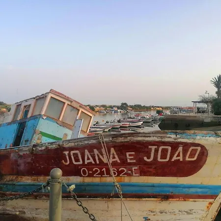 Calma, Formosa Village 公寓 *